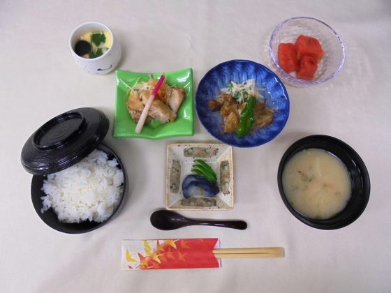 フェア食「鶏肉の食べ比べ」