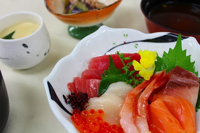 フェア食　「お刺身７点盛り」