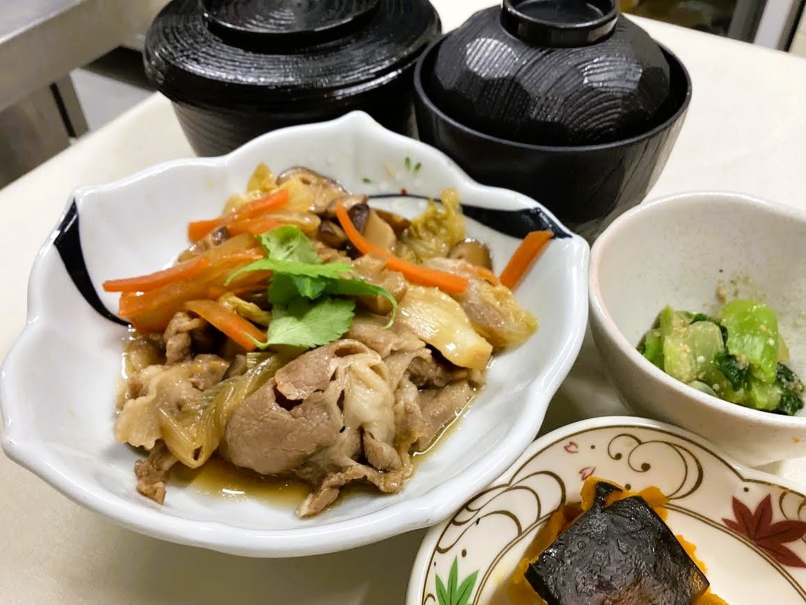 豚肉と白菜のポン酢煮込み