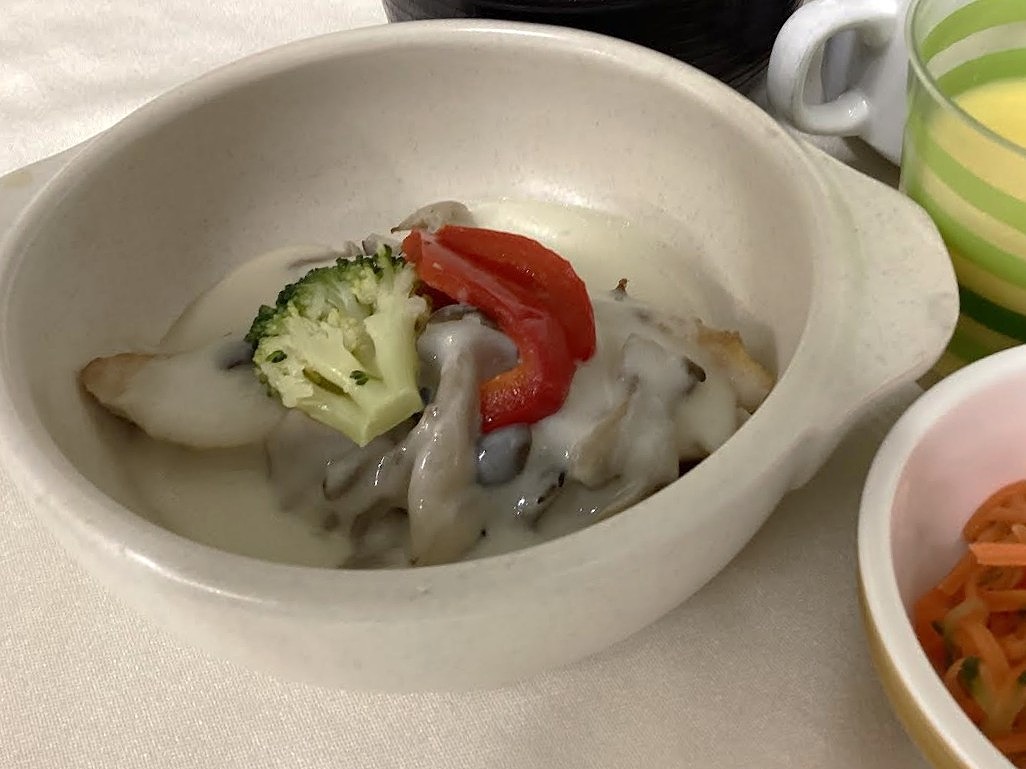 鯛のポワレ～キノコクリームソース～