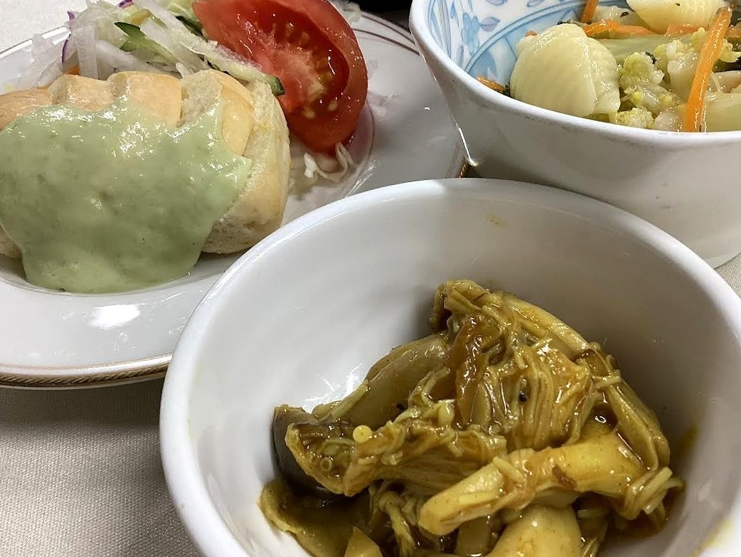 チキンのアボカドソース