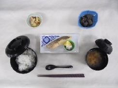 Ａ定食「鯛の塩焼き」Ｂ定食「宮崎名物チキン南蛮」