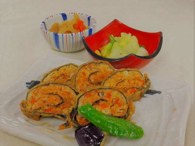 鶏肉の海苔巻揚げ