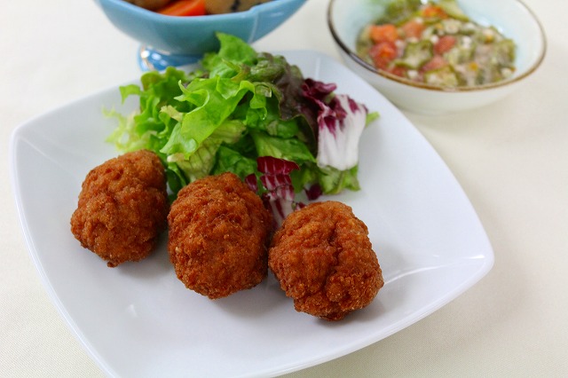 鶏挽肉のから揚げ