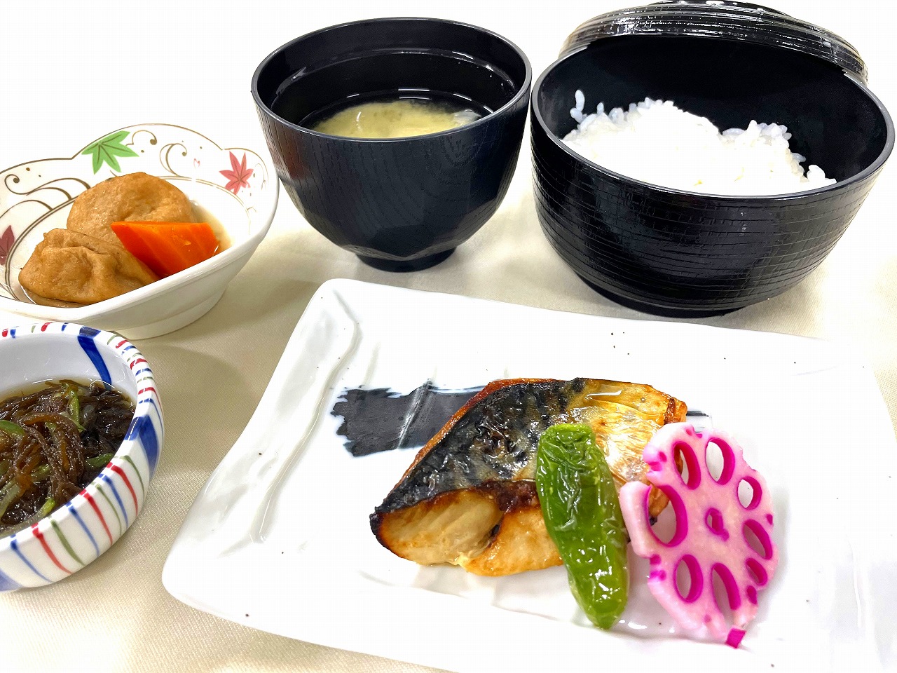 さばの塩麴焼き