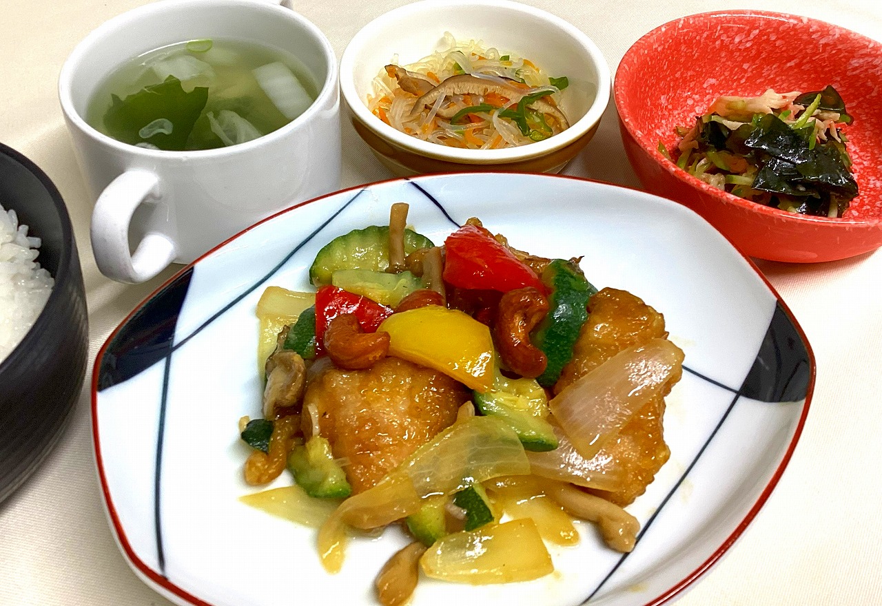 鶏肉のカシューナッツ炒め