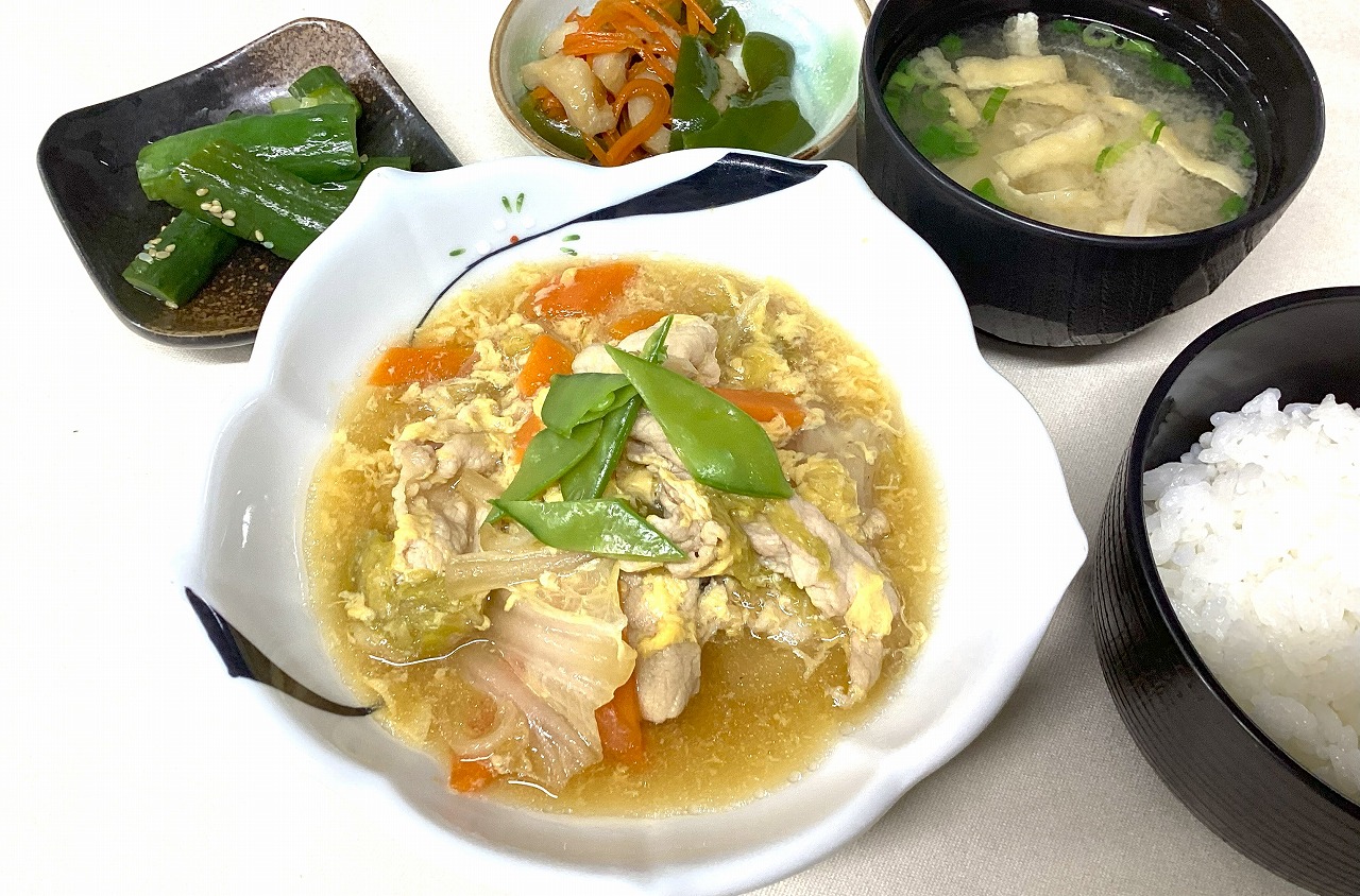 豚肉と白菜の玉子とじ