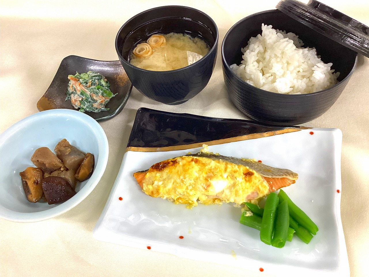 鮭のタル玉パン粉焼き