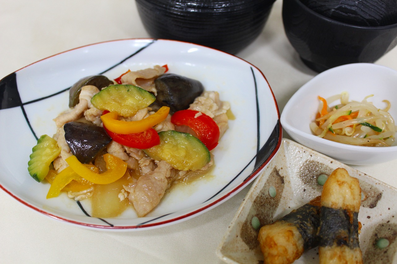 豚肉とズッキーニの炒め物