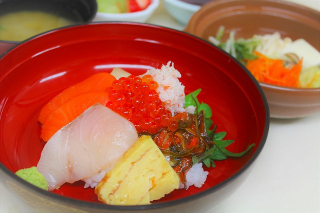 フェア食「北海丼」