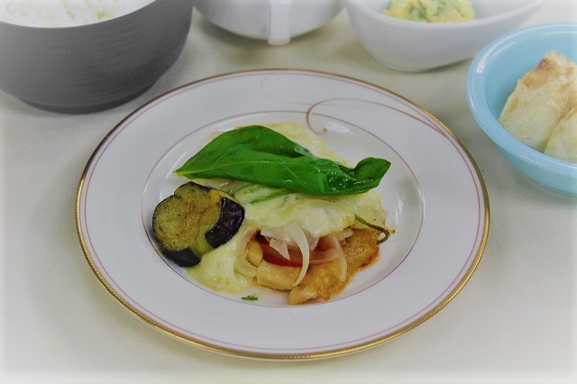 鶏肉のピザ風焼き