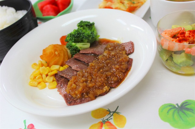 フェア食「ステーキプレート」