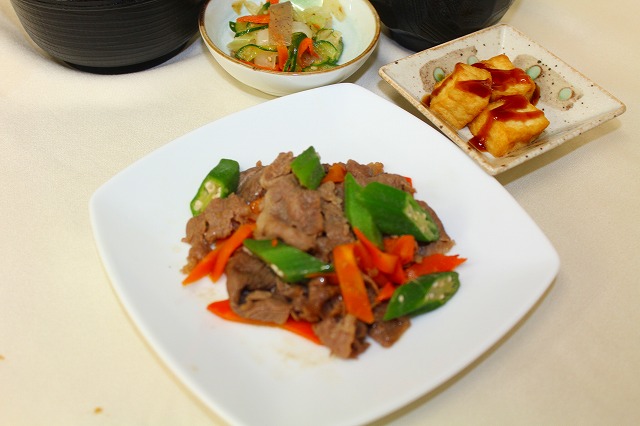 牛肉とオクラの生姜醤油炒め