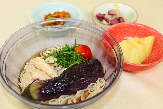 揚げ茄子と大葉のそうめん