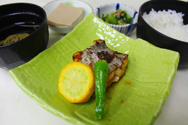 太刀魚のネギ醤油焼き