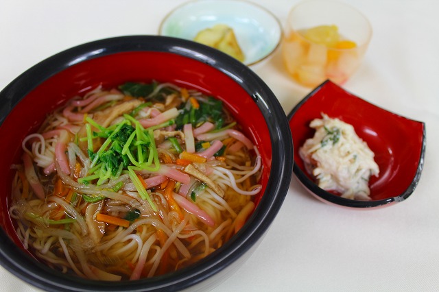 野菜たっぷりにゅうめん