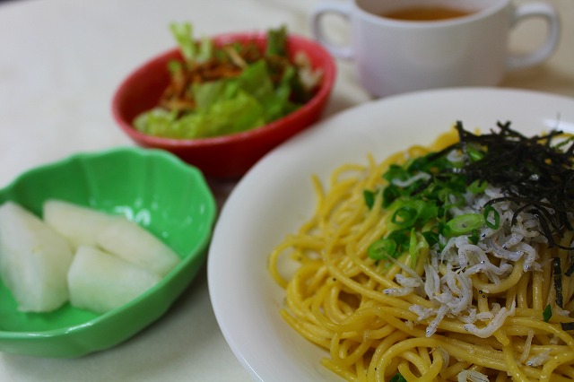 釜揚げしらすと葱の和風パスタ