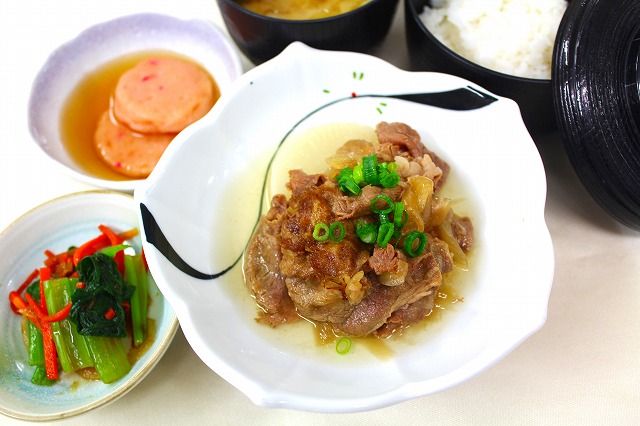 甘辛牛肉と大根の出汁かけ