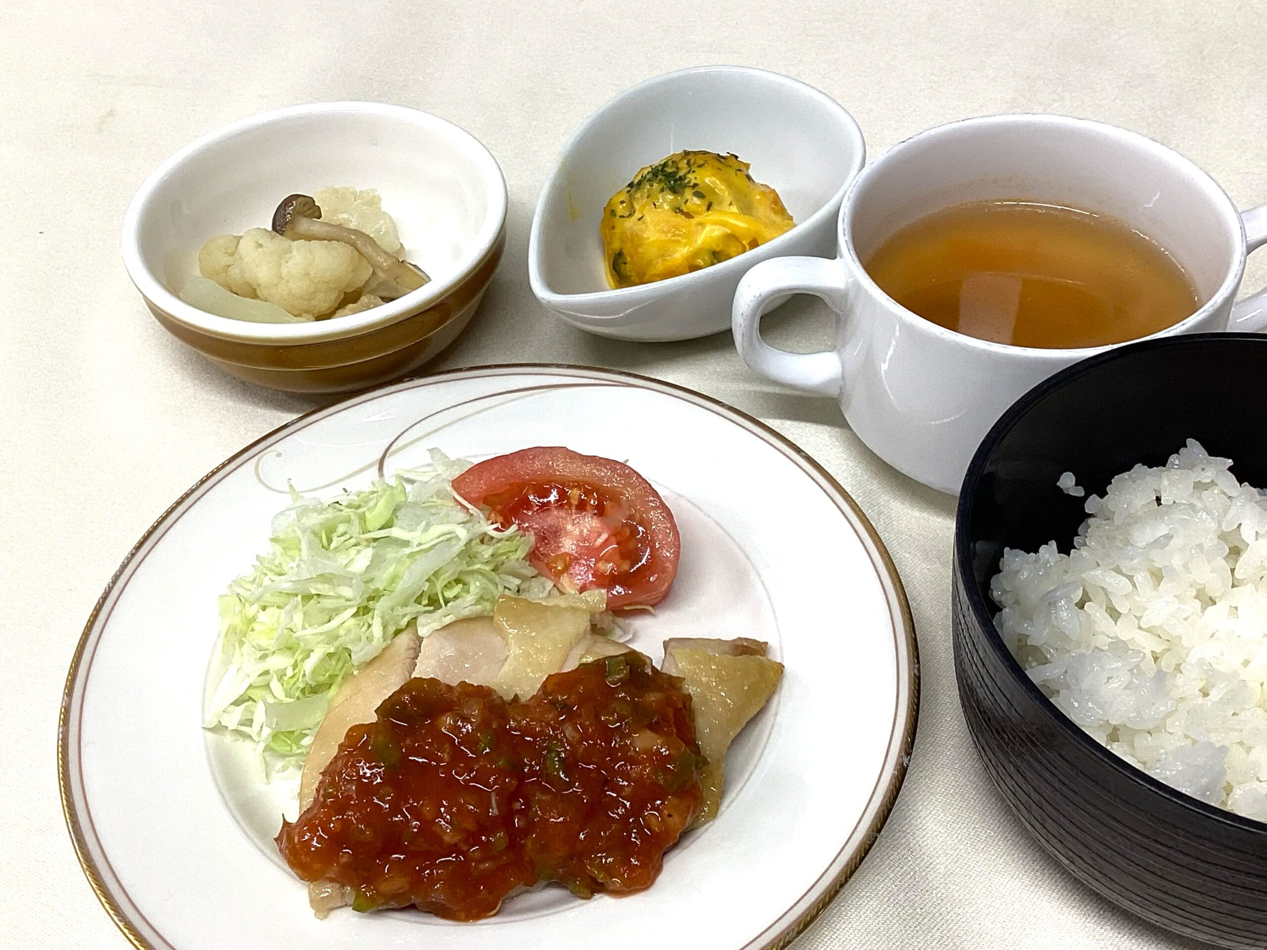 チキンのサルサソース