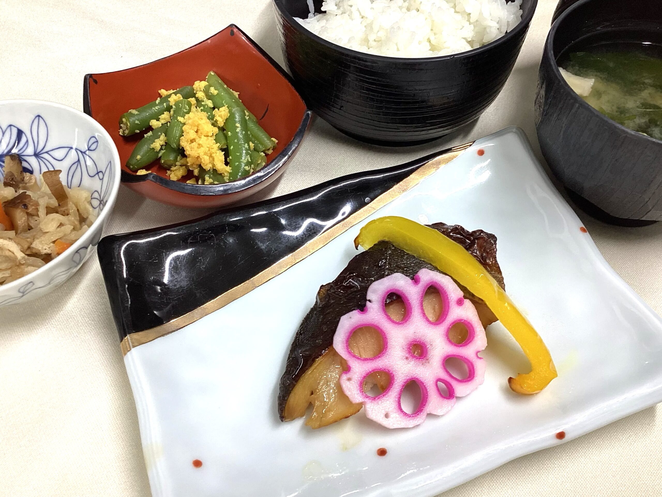 銀鱈の照り焼き