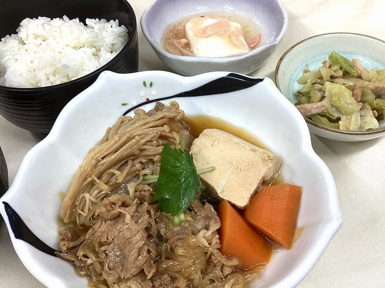 牛肉のすき焼き風煮