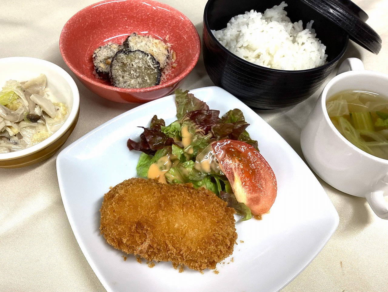 カニクリームコロッケ