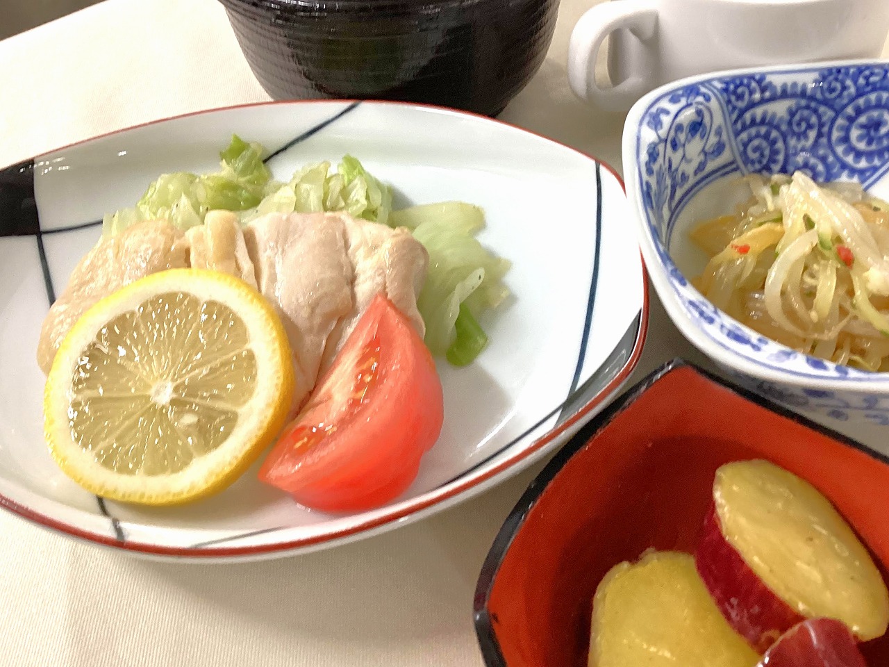 鶏のさっぱりレモン蒸し