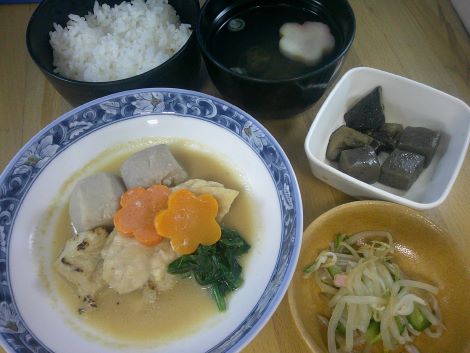 鶏肉と里芋の白味噌煮