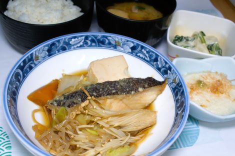 坊主銀宝のすき焼き風煮
