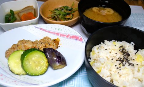 さつまいもご飯＆鶏肉の香草パン粉焼き